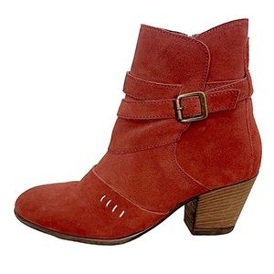 SUNDANCE Brick Red Suede Stitch Block Heel Ankle Bootie